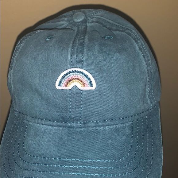 Rainbow cap  - Picture 2 of 4